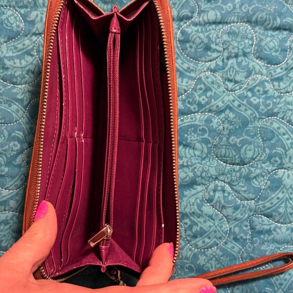 Fossil Women's Logan Leather Blocking Zip Around Orange Wallet - Picture 2 of 5